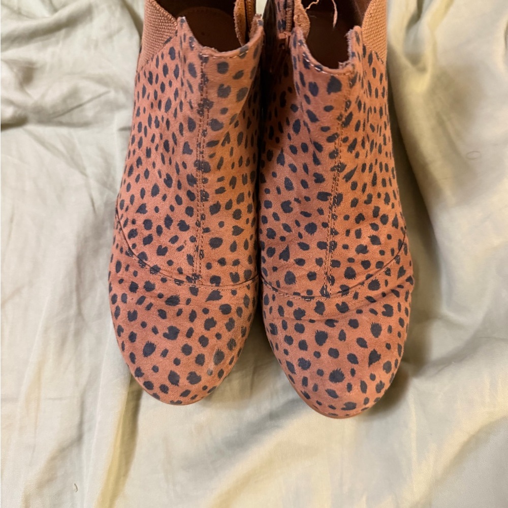 Toms Brown and Black Ankle Booties